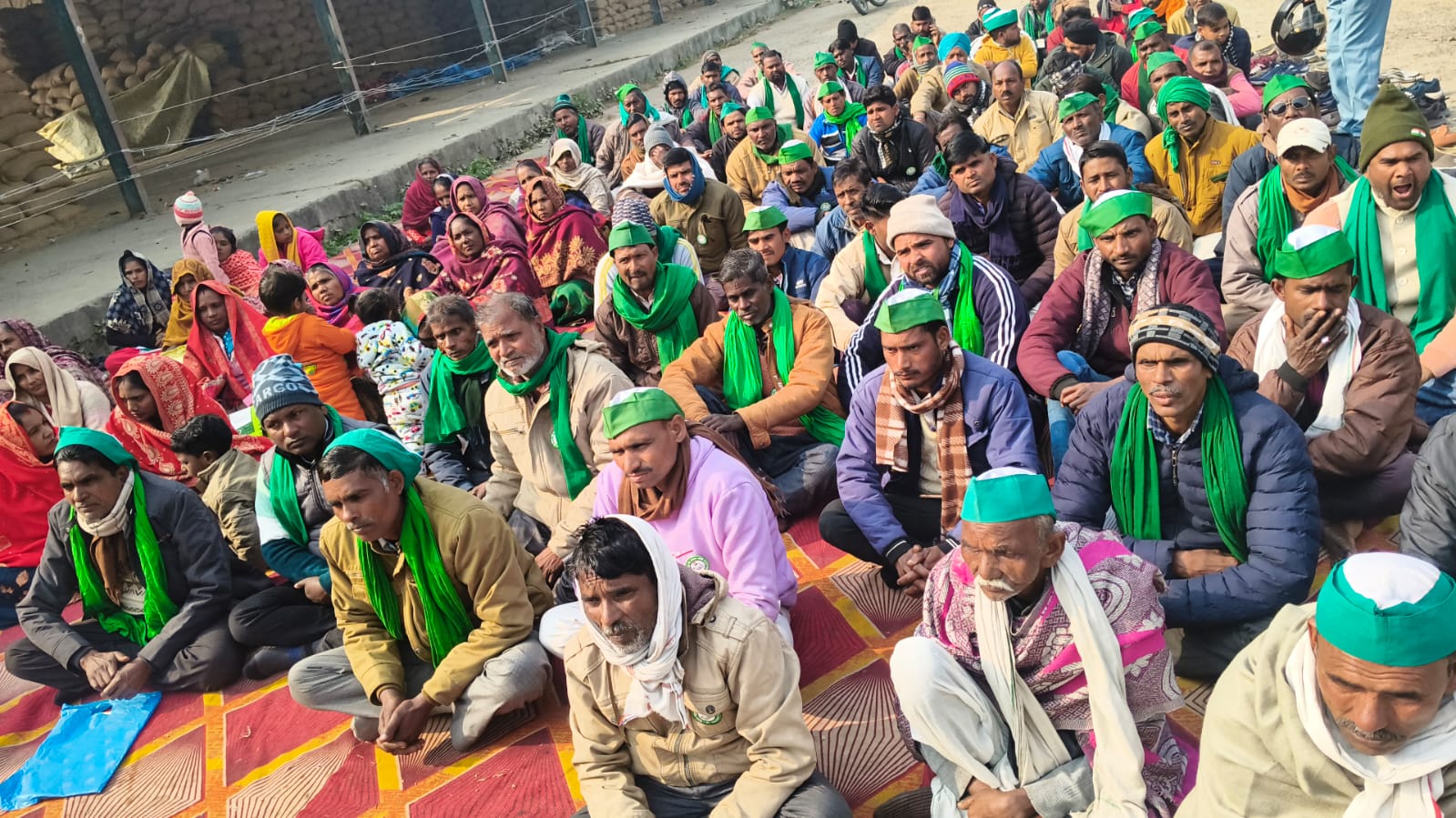 पुवाया में हुई बैठक में हमारे राष्ट्रीय अध्यक्ष ने किसानों की समस्याओं का समाधान किया।